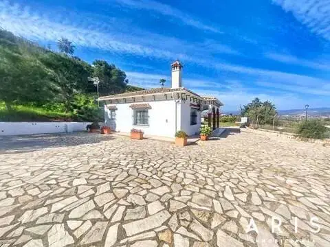 Casa rústica en El Romeral-Santa Amalia