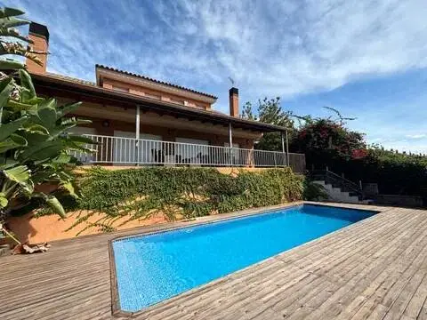 Chalet en Arenys de Mar