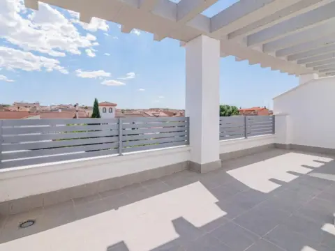 Piso en Residencial Triana-Barrio Alto-Híjar