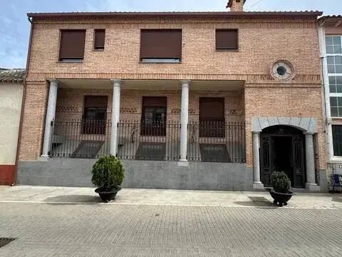 Chalet en Villaluenga de La Sagra