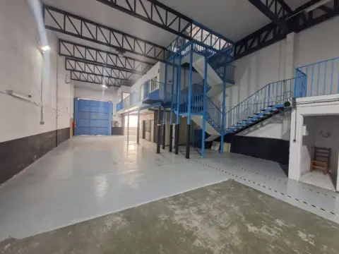 Nave industrial en Puente Tocinos
