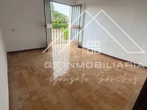 Casa rústica en Lucena