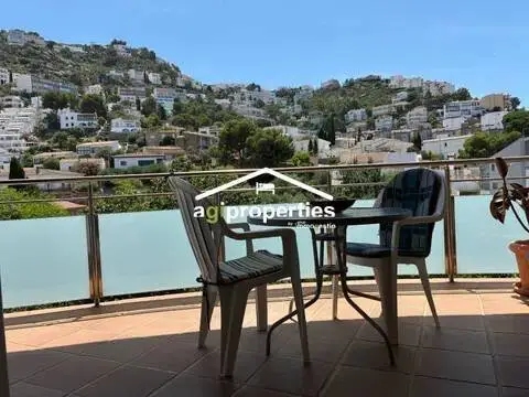 Apartment in Roses