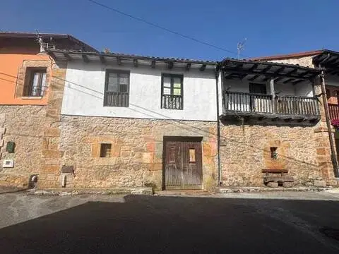 Casa rústica en Barrio de Elechino