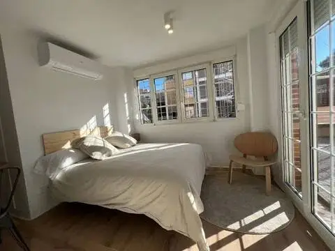 Habitación en calle de Alfonso Fernández Clausells