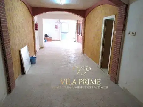 Local comercial en La Roca del Vallès