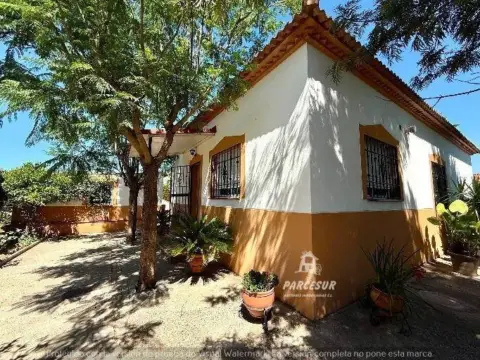 Casa rústica en Cortijo de La Torre