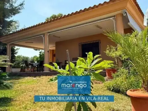 Chalet en Onda