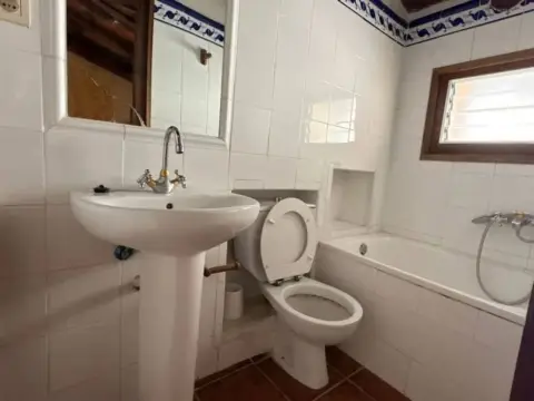 Chalet en calle La Fuente, 18