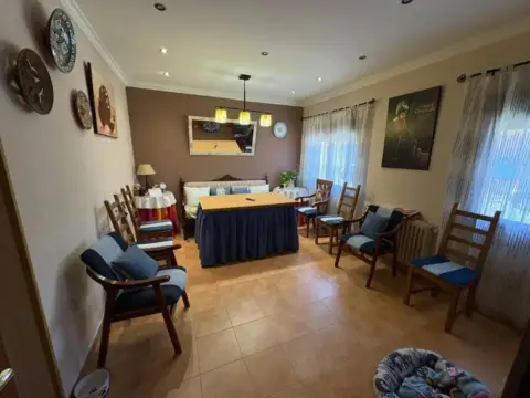 Chalet en Alcázar de San Juan