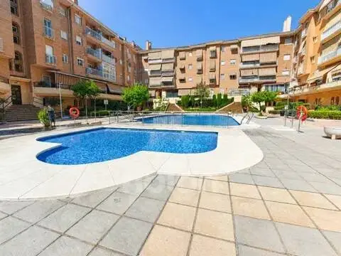 Piso en Poniente-Norte-Miralbaida-Parque Azahara