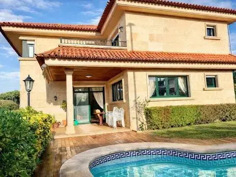 Chalet en Alcabre-Navia-Comesaña