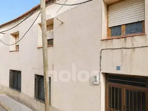 Casa adosada en Alcolea de Calatrava
