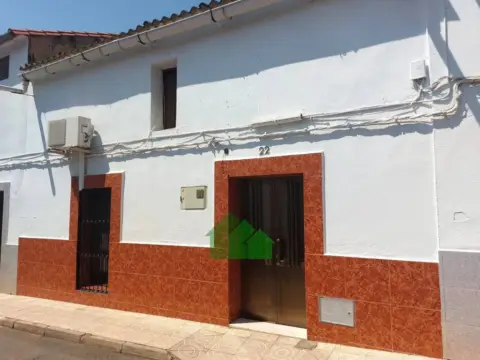 Chalet en Cordobilla de Lácara