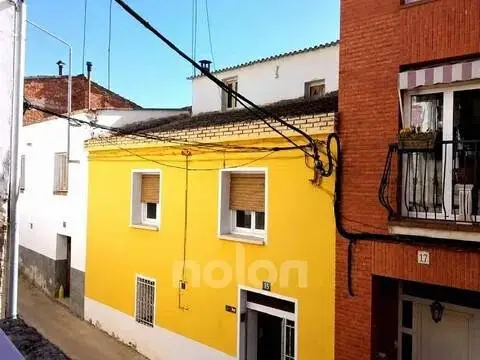 Casa adosada en calle del Barranco