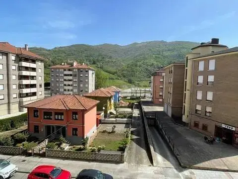 Piso en calle de Robledo