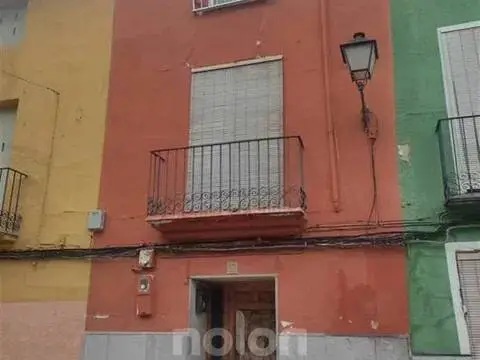 Casa adosada en Carrer de la Cantereria