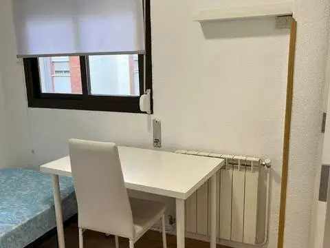 Habitación en Avenida de La Mancha