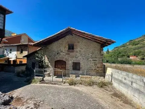 Casa rústica en calle del Portalón