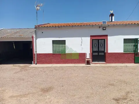 Chalet en Montijo