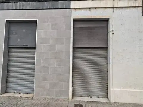 Local comercial en Carrer de Llefià
