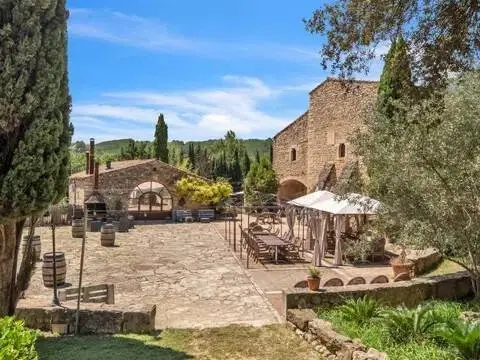Casa rústica en Sant Daniel-Vila-roja