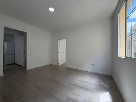 Piso en calle Porlier