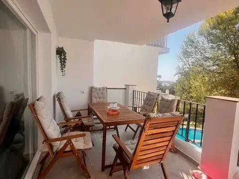 Alquiler de pisos en El Paraíso-Atalaya-Benamara, Estepona