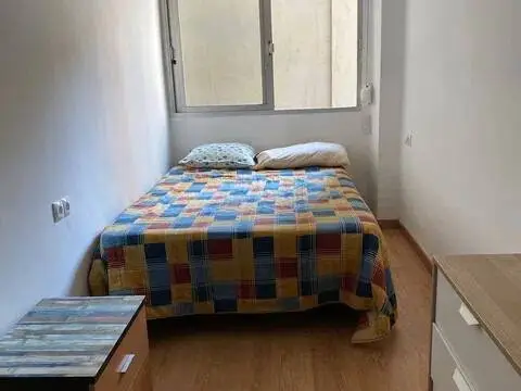 Habitación en calle del Pintor Maella