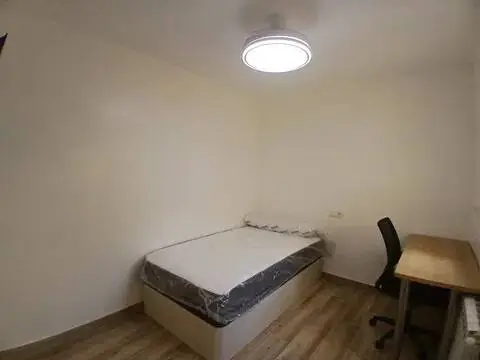 Habitación en calle de Toledo