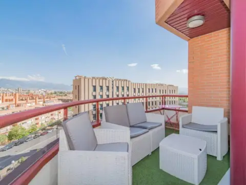 Piso en Los Periodistas-Parque Almunia-Albayda