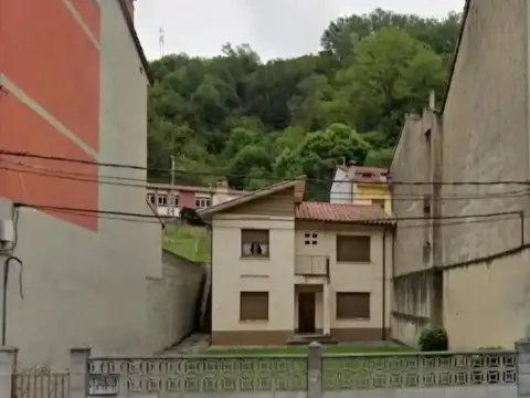 Chalet en Laviana
