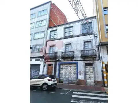 Edificio en A Milagrosa