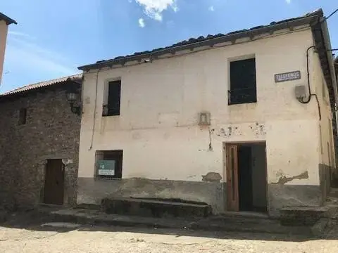 Casa rústica en calle Limón