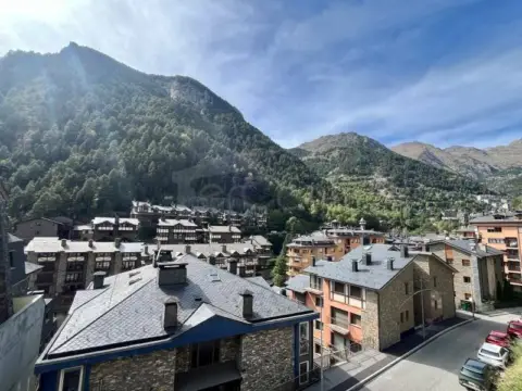 2-bedroom penthouse for rent in Arinsal, La Massana · 21 of 27