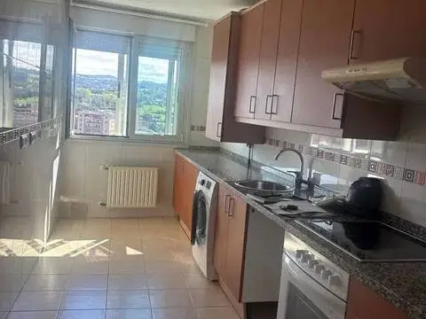 Piso en Pumarín-Teatinos