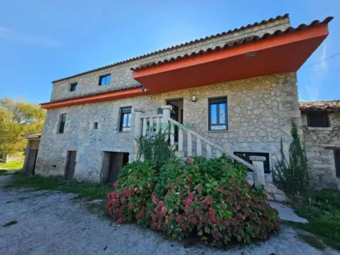 Casa rústica en Sober