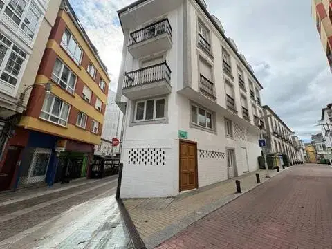 Local comercial en calle de Manuel Sandomingo