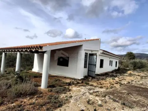 Casa rústica en Benlloc
