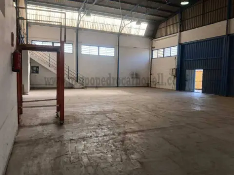 Nave industrial en Pla de la Vall-llonga