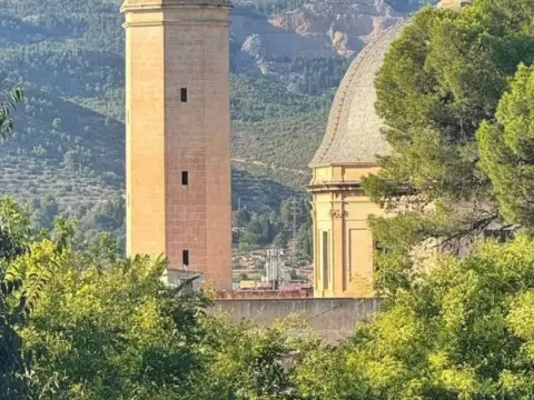Edificio en Centro-Zona Alta
