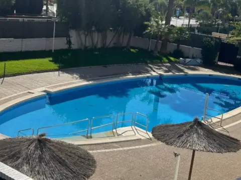 Piso en Avenida de la Central, 17