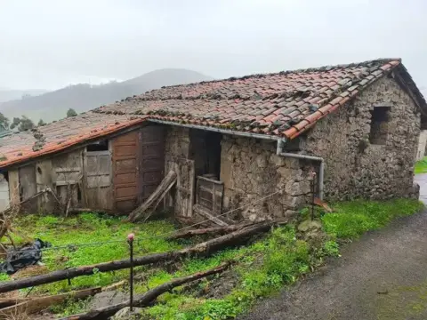Casa rústica en calle Alto de Piedrafita - Sobrerriba, 29