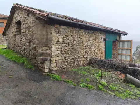 Casa rústica en calle Alto de Piedrafita - Sobrerriba, 29