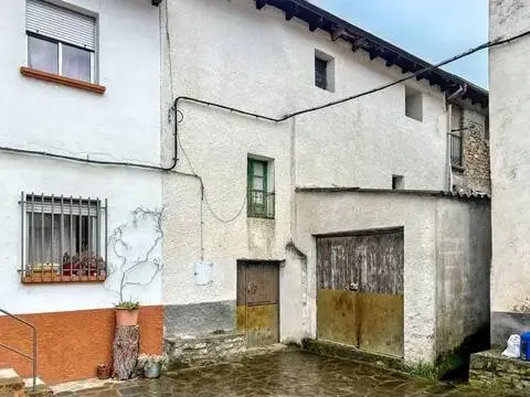 Casa rústica en calle de las Damas