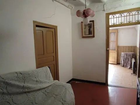 Casa adosada en Monreal del Campo