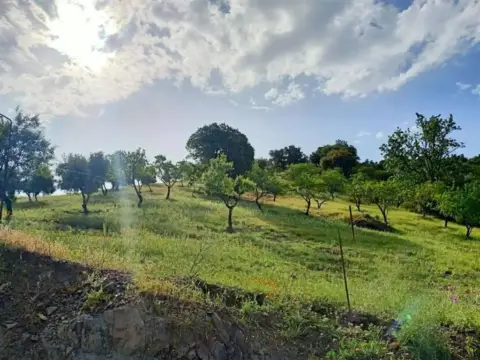 Terreno en Atajate
