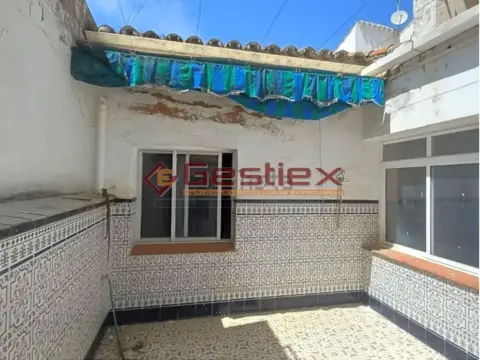 Chalet en Almendralejo