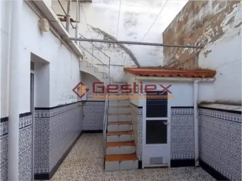 Chalet en Almendralejo