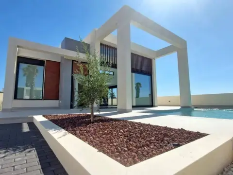 Chalet en Avenida de Malaga